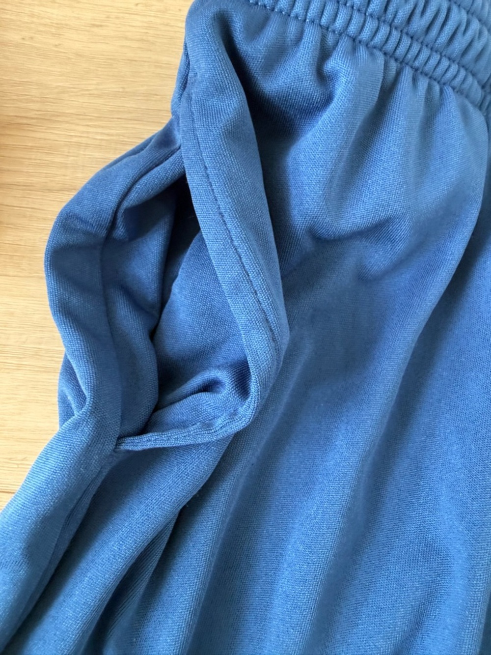 LA Dodgers boys medium youth blue shorts with pockets - Picture 2 of 3
